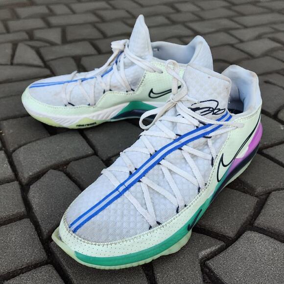 Nike LeBron 17 Low Glow In The Dark size 15 - Picture 1 of 9
